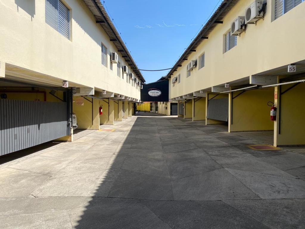 Motel 2000 Гуарульюс Экстерьер фото