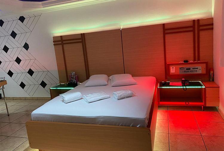Motel 2000 Гуарульюс Номер фото